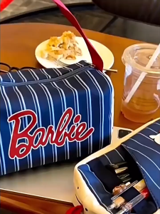 EERSHENSHI  กระเป๋าเครื่องสำอางสไตล์อเมริกันวินเทจความจุขนาดใหญ่กระเป๋าเก็บของแบบพกพาได้กระเป๋าใส่อุปกรณ์อาบน้ำกระเป๋าถือแบบกว้างสามมิติ