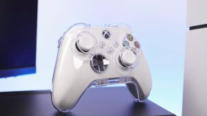 Hộp cứng trong suốt IINE đóng mở bằng nam châm từ tính đựng tay cầm Xbox Series