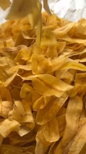 กล้วยอบกรอบ 100 กรัม รสเค็ม กล้วยฉาบ กล้วยฉาบเค็ม กล้วยโรยเกลือ กล้วยฉาบคลีน กล้วยอบกรอบคลุกเกลือ กล้วยเบรคแตก กล้วยหักมูก แผ่นบาง