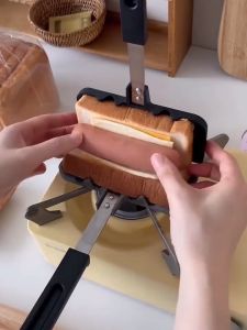 🚚3 Days Arrive🚚 Sandwich maker grilling breakfast toast sandwich making egg hot dog sandwich machine bread baking tool baking molds product Suitable for all stoves 三明治烤盘