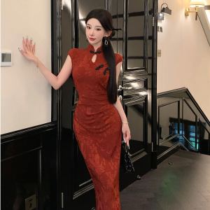 Elegant Chinese Style Qipao Dress Red Colorful Short Sleeve Mid-Length Celebration Dress for Women in Their 18-25 Years