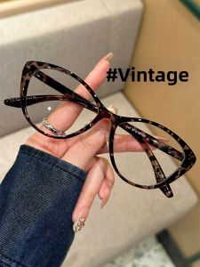 Chuming | Korean Tortoiseshell Large Frame Cat Eye Glasses Slimming Face Blue Light Blocking Frame