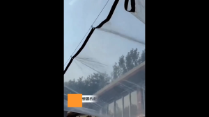 ผ้าใบกันฝน(มีตาไก่) ผ้าใบใสกันฝน pvc ใส เจาะรูเย็บตาไก่ ส่งผ่านแสง ผ้าใบกันแดดกันฝน ผ้าใบใสพลาสติก ผ้าใบอเนกประสงค์ ผ้าใบกันฝนหนา ผ้าใบกันน้ำ พลาสติกใสกันฝน ฉนวนกันความร้อน กันลม