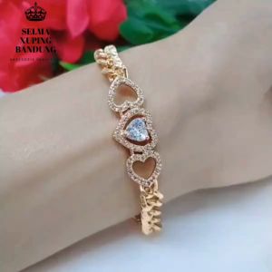 Gelang rantai Aksesoris Fashion Wanita Cocok Untuk Sehari Gelang Rantai Plat Titanium Tembaga Xuping  Perhiasan Aksesoris Lapis Emas Tidak Mudah Luntur G21-7B