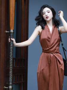 Elegant White High Waist Sleeveless Dress for Women Spring Summer Date Night Outfits Retro Style Midi Skirt Polyester Fiber