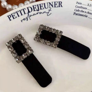 Elegant Rhinestone BB Clip Hair Accessories Womens Fashion Side Bangs Hair Duckbill Clip Large Size Barrette Resin Material