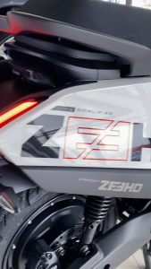 ZEEHO AE4 FULL ELECTRIC SPORT BIKE