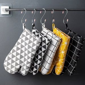 1PC Anti-Hot Gloves Kitchen Anti-Scalding Microwave Oven Gloves Mitts Pot Pad Heat Proof Protect