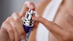 CeraVe Skin Renewing Retinol Serum / CeraVe Resurfacing Retinol Serum / Cerave Hydrating Hyaluronic Acid Serum 30ml