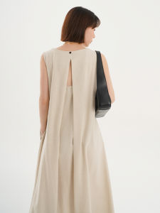 Design Fashion Loose Slimming Round Neck Back Split Sleeveless Dress