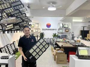 Đèn đường năng lượng mặt trời đèn đường ngoài trời