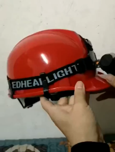 10Pcs Helmet Clip Set/Plastic Hook Buckle/Headlamp Anti-Slip Clamps/Durable and waterproof/Safety Hat Attachment Buckle