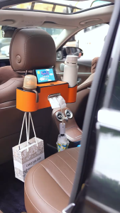 กล่องเก็บของในรถยนต์ ที่เก็บของที่เบาะนั่ง กล่องทิชชู่พร้อมที่วางแก้ว สําหรับติดเบาะหลังรถยนต์ G3583