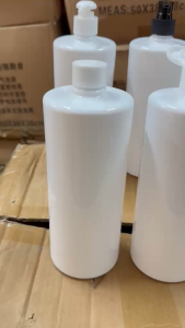 1000ml botol kosong plastik PET plastic full white FLAT SHOULDER 1000ml PET empty bottle with pump cap/lotion/gel(perfume) travel refillable