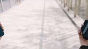 XO SS21 3in1 Mini ไม้เซลฟี่ ขยายได้ Grip Phone Tripod รีโมทบลูทูธในตัว Selfie Stick  สำหรับการถ่ายวิดีโอ Vlog