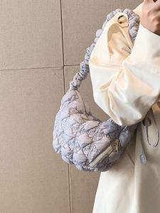 Lightweight Folded Dumpling Shoulder Bag Womens Casual Crossbody Bag Bubble Cloud Design Tassel Zipper Oxford Cloth Handbag