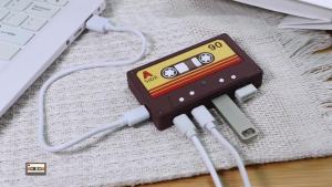 Retro Cassette Tape USB C Hub 4-Port (2 USB-A + 2 USB-C) USB 2.0 Data Transfer Adapter Cute Desktop Ornament for Laptop/PC