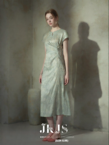 JK＆JS | Embroidered Texture Traditional Chinese Style Waist Cinched Dress Summer 2026