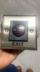 Nút exit cảm ứng hồng ngoại inox hình vuông PBK-812