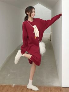 Burgundy European Style Long Base Dress with Bear Pattern Autumn Winter Little Fragrance