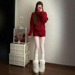 CHANGTONG | Retro Unique Stylish Red Knit and Shorts Set