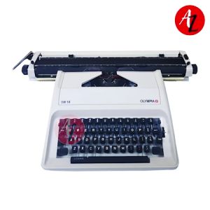 Olympia SM-18 Typewriter