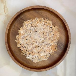 Handmade Pure Grains Wild Rice Crisps Xiamen Garden Farmhouse Three Color Quinoa Rice Cakes Snacks Thin Crispy Original Flavor