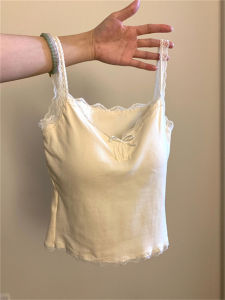 Unique Beautiful Lace Trim Strap Vest Women with Chest Pad New French Sweet Spicy Slimming Outerwear Summer Short Style