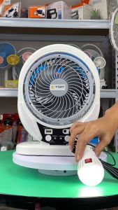 พัดลมตั้งโต๊ะพร้อมแผงโซล่าเซลล์และหลอดไฟ LED 8 นิ้ว TSM-FY808 แบตเตอรี่ลิเธียม 2 ชิ้น