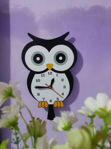 Jam Dinding Aesthetic Karakter Burung Hantu