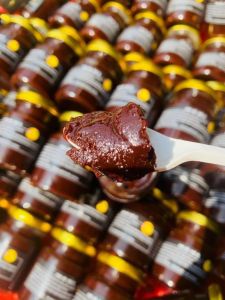 cao hà thủ ô đỏ nhà nấucao hà thủ ô đỏ rừng Lai Châu nấu kết hợp cùng các vị dược liệu rừng quý hiếmcao hà thủ ô đen tóc đỏ da bổ máucao hà thủ ô nguyên chất nhà nấu