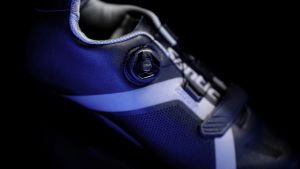 Santic Men Cycling Shoes Non-Locking Breathable Anti-slip Non Cleats Cycling Shoes S20016