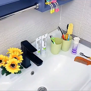 3/5PCS Cute Bear Toothbrush Holder Cup Drainer Wall Toothbrush Toothpaste Storage Cup Toilet Organizer Cawan Berus Gigi  牙刷杯-COZII