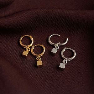 Thời trang cao cấp đi lại tính khí mạ đơn giản Bông tai hình học tròn 14k