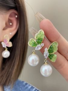 ต่างหูรูปผีเสื้อประดับคริสตัลเซอร์โคเนีย S925 เงินแท้ หรูหรา สง่างาม ต่างหูไข่มุก ต่างหูแบบห้อย สำหรับผู้หญิง