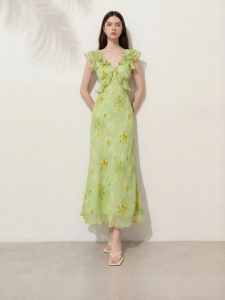 D-PLAY | Đầm Chiffon In Hoa Xanh Dập Li Đẹp Cho Kỳ Nghỉ