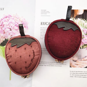 Petit Trouver Sweet Cute Big Strawberry Styling Jewelry Box Travel Portable Fabric Jewelry Storage Bag