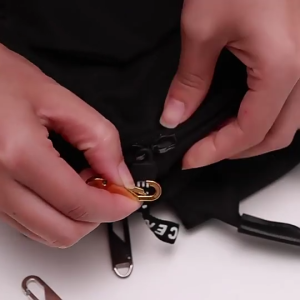 1 Pcs Zipper Slider Multifunction Pull Clothing Zip Fixer Backpack Metal Slider Zipper Head Zipper Replaceable Zip Puller