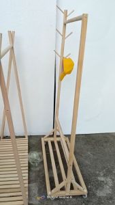 Kệ Đa Năng Kết Hợp Móc Treo Quần Áo Gỗ Tự Nhiên Hình Chữ A