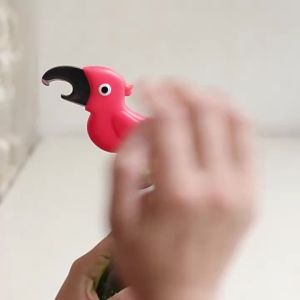 Creative Parrot Shape Multitool Beer Bottle Opener Heavy Duty Can Opener Magnetic Lid Lifter Kitchen Gadget Bar Accessories