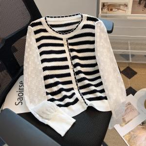 ลายทาง เสื้อผ้าถัก ผู้หญิง แขนยาวประกบ ผ้าชีฟอง เสื้อท่อนบน ฤดูใบไม้ผลิ ฤดูใบไม้ร่วง กลิ่นหอมขนาดเล็กสไตล์สํานักงานเดินทางตัดตรง