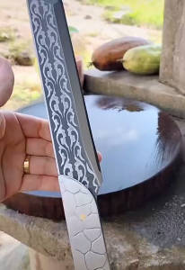 Stainless steel kitchen knife Thicken blade Chop bones Cuting vegetables Sharp sturdy home Camping