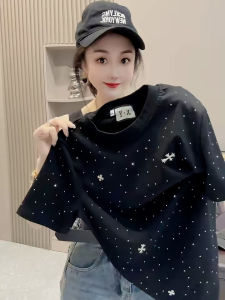 Áo Thun Cotton Tay Ngắn Đính Đá Phong Cách Mỹ Cổ Tròn Dáng Ôm Mùa Xuân 2025 Cho Nữ Thời Trang Đường Phố