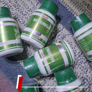 SuriA Organic Moringa Capsules 400mg Immunity Booster 100 Capsules