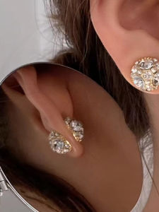 Magnetic Double-Sided Ear Cuff Diamond Embedded Glowing Simple Korean Style Hoop Earrings for Fashion Lovers without Piercing