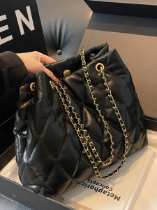 High-End Large Capacity Womens Tote Bag Diamond Grid Fashion Chain Single Shoulder Slant Cross Bag Autumn Winter New Arrival