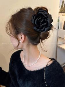 Elegant French Satin Rose 3D Hair Clip Womens Stylish Shark Clamp Back of Head High-End Hair Accessories Fashionable Hair Grips