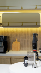 Máy xay cầm tay BOSCH MSM4B6V2 màu đen kèm hút chân không nội địa Đức GermanySnT 370064