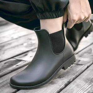 รองเท้ากันฝนรองเท้าบูทมาร์ตินใส่ด้านนอกแฟชั่นสำหรับผู้หญิงรองเท้าบูทสั้นรองเท้าผู้หญิงพื้นหนารองเท้าบูทสไตล์อังกฤษรองเท้าบูททรงบุหรี่เชลซีระดับเหนือข้อเท้า
