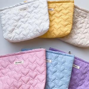 Puffy Cosmetic Pouch Quilted Large Capacity Travel Cosmetic Bag Pouch Clutch